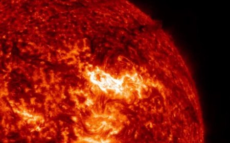 Northern Lights Are Beautiful, but for Satellites They’re Risky