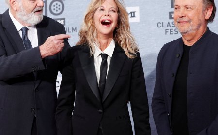 Billy Crystal, Meg Ryan and Others Remember Rob Reiner as a ‘Master Story Teller’