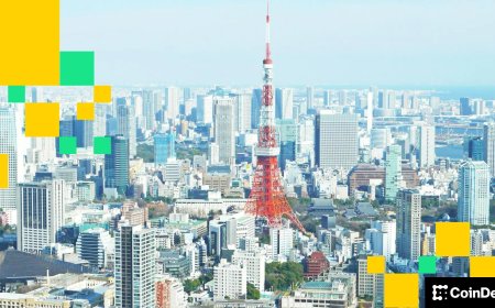 Bitcoin gains as yen surprisingly tumbles after BOJ rate hike: Crypto Daybook Americas