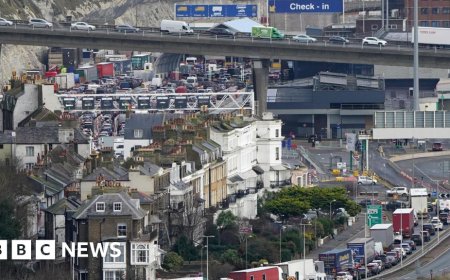 IT issues cause Christmas getaway delays at Dover