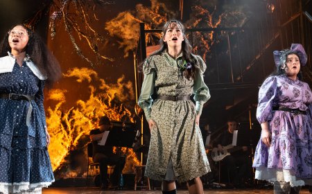 Review: A ‘Picnic at Hanging Rock’ Musical Is a Psychedelic Parable