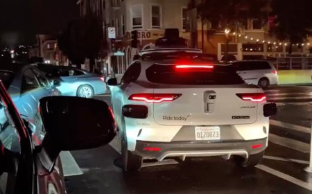 Waymo resumes service in San Francisco after robotaxis stall during blackout