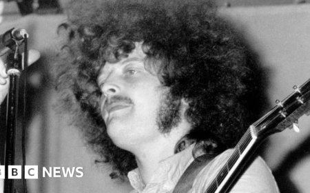 Jethro Tull founding member dies aged 82