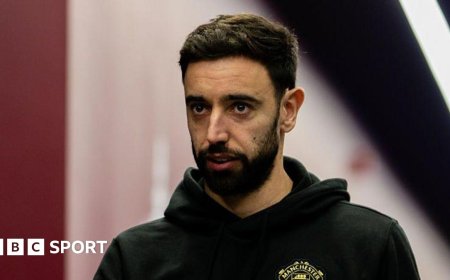 'Impossible to replace' - Fernandes could miss up to a month