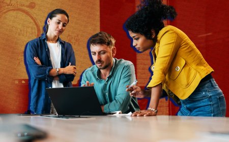 The HR Shortcut That Saves Founders Early — But Can Cost Them Later