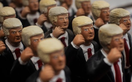Italian Artisans Add Figurines of Donald Trump to Nativity Scenes