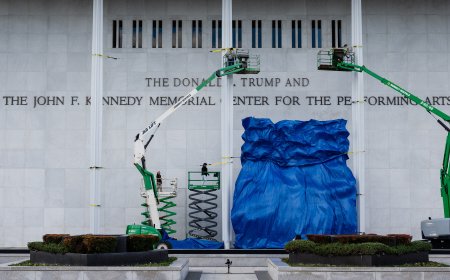 Lawmaker Sues to Remove Trump’s Name From the Kennedy Center