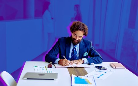 The 7 Things I Do Every December to Set My Business Up for the Year Ahead