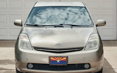 Before Electric Vehicles Became Political, There Was the Toyota Prius
