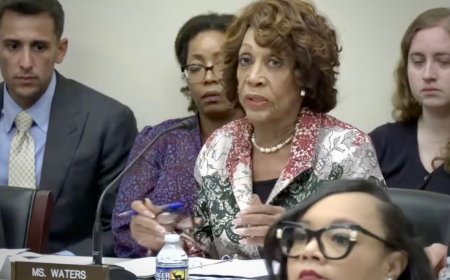 As Democrats gain in odds to take U.S. House, Waters bashes SEC chair on crypto