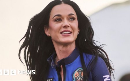 Part 2: Katy Perry and five other women flew to the edge of space - what did she sing?