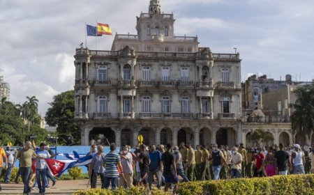 EU to Cuba  'You've Got a Friend in We'