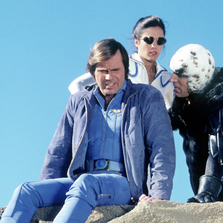 Gil Gerard, Star of TV Series ‘Buck Rogers,’ Dies at 82