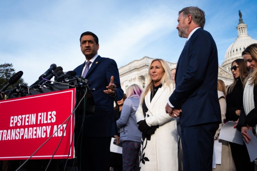 Lawmakers Threaten Prosecution, Impeachment if DOJ Officials Blow Epstein Files Deadline