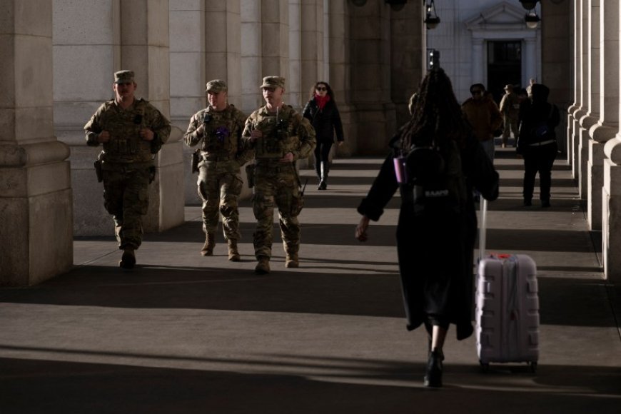 Supreme Court Blocks Trump’s National Guard Occupation of Chicago