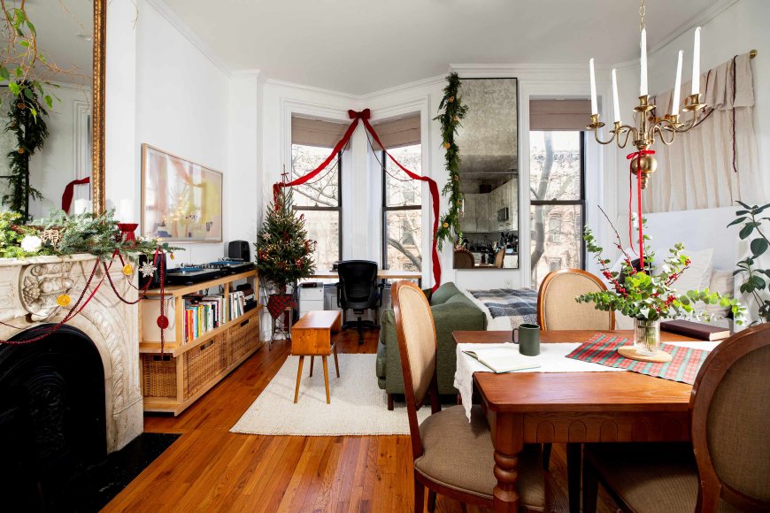 This Might Be the Cutest, Coziest Holiday-Decorated Studio Apartment in Brooklyn
