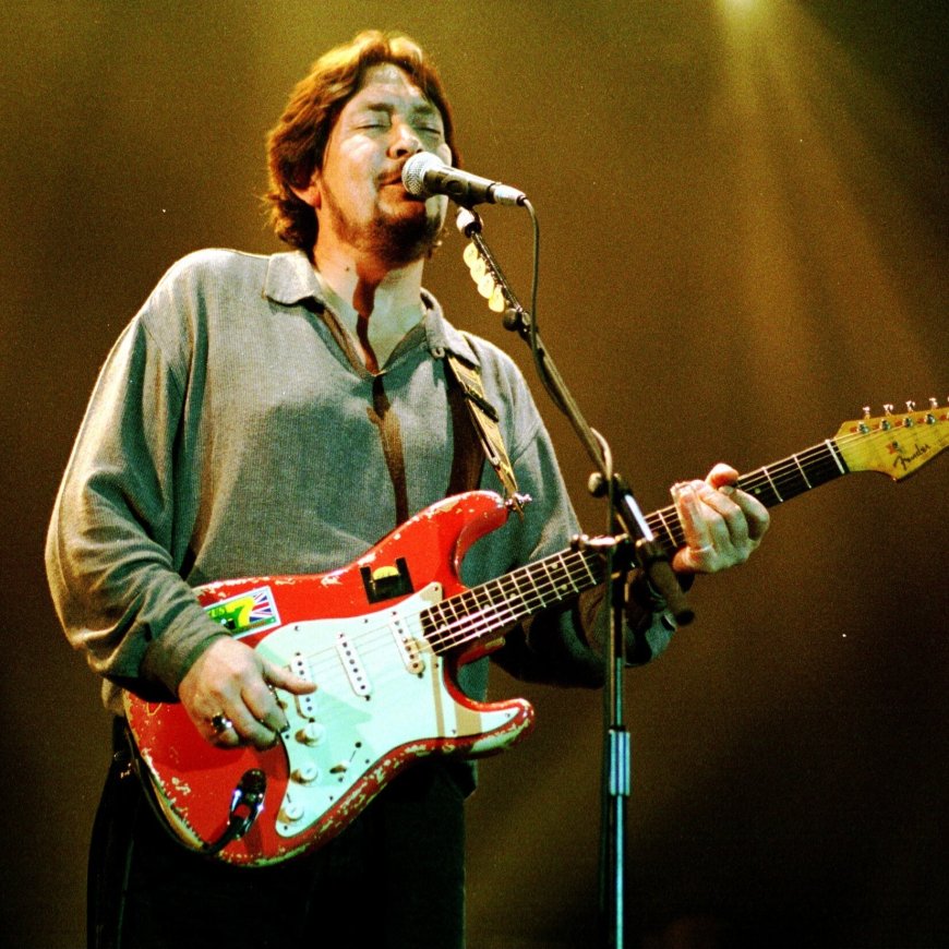 Chris Rea, Grammy-Nominated Singer of ‘Driving Home for Christmas,’ Dies at 74