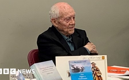 Oldest former MP Sir Patrick Duffy dies aged 105