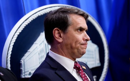 Top DOJ Official Shut Down Enforcement Against Crypto Companies While Holding More Than $150,000 in Crypto Investments