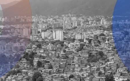 US Strike on Venezuela Puts Bitcoin in Focus as Oil Slides