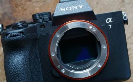 Sony A7V Review: The Best Overall Mirrorless Camera