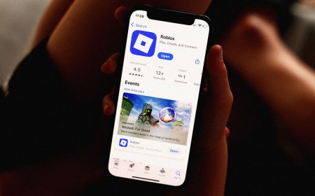 Roblox’s AI-Powered Age Verification Is a Complete Mess