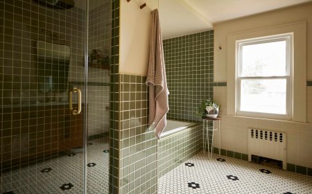 This Stylish Trash Can Is “Perfect” for Small Spaces (and Gives Art Deco Vibes!)