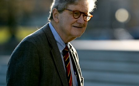 How John Kennedy, a G.O.P. Senator, Became a Best-Selling Book Author