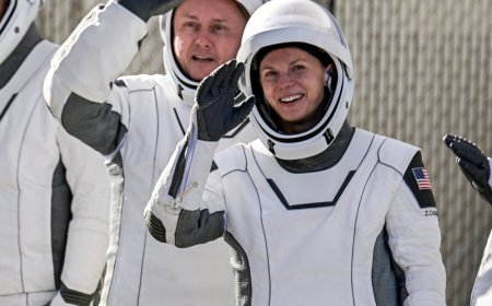 NASA Will Bring I.S.S. Astronauts Home Early After Medical Issue