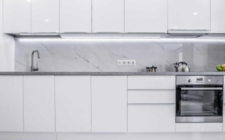 This '90s Kitchen Trend Is Officially Back — And It's Surprisingly Warm