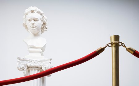 Succeeding as an Outsider in a Legacy Culture