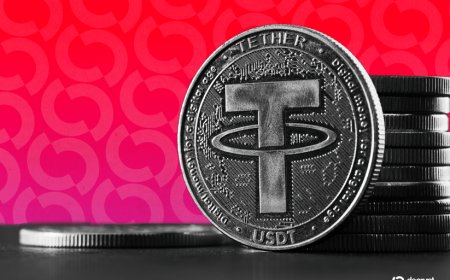 Gold Hits Record High as Tether Reports Gold-Backed Token Is Growing Faster Than USDT