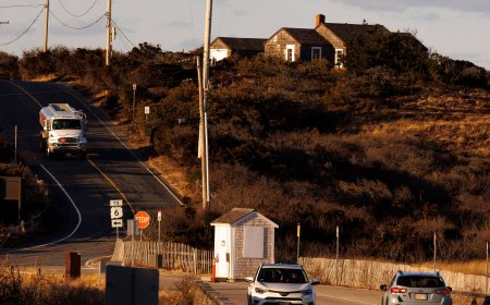 Vacation Towns Mull Shifting Tax Burden to Second-Home Owners