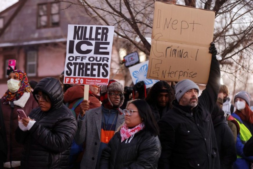 Minnesota Star Tribune Doxxes Agent