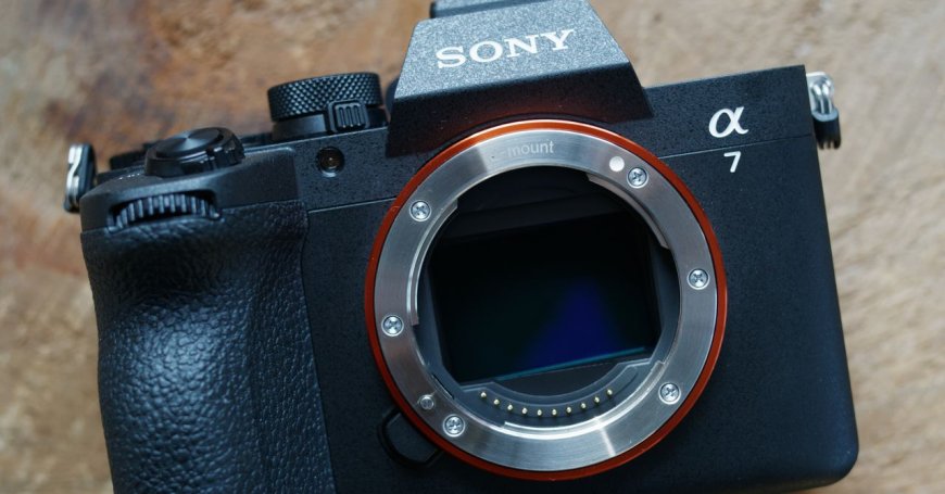 Sony A7V Review: The Best Overall Mirrorless Camera