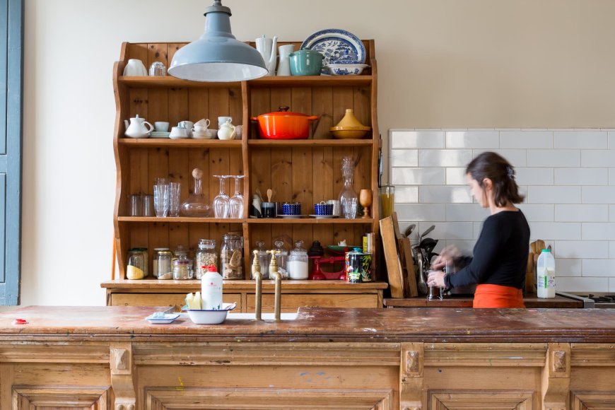 The Brilliant "No Sitting” Rule Can Transform Your Mornings