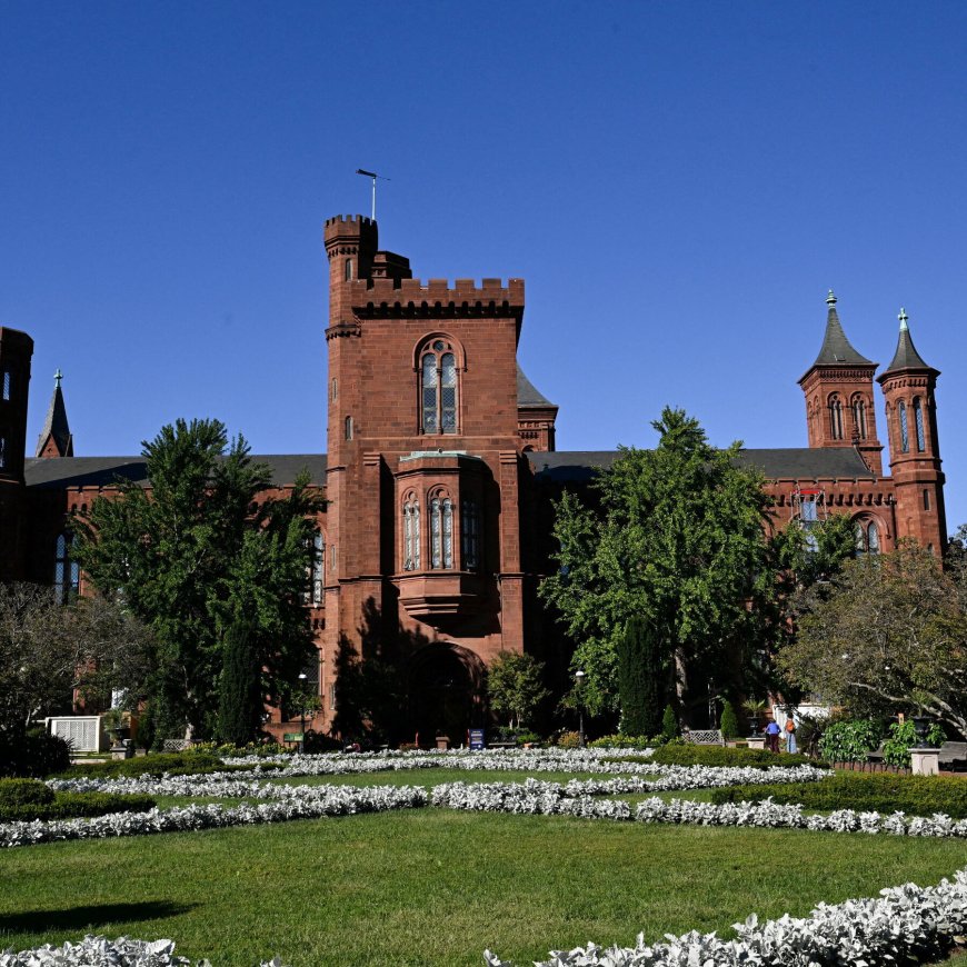 Smithsonian Submits More Records in Face of Trump Deadline