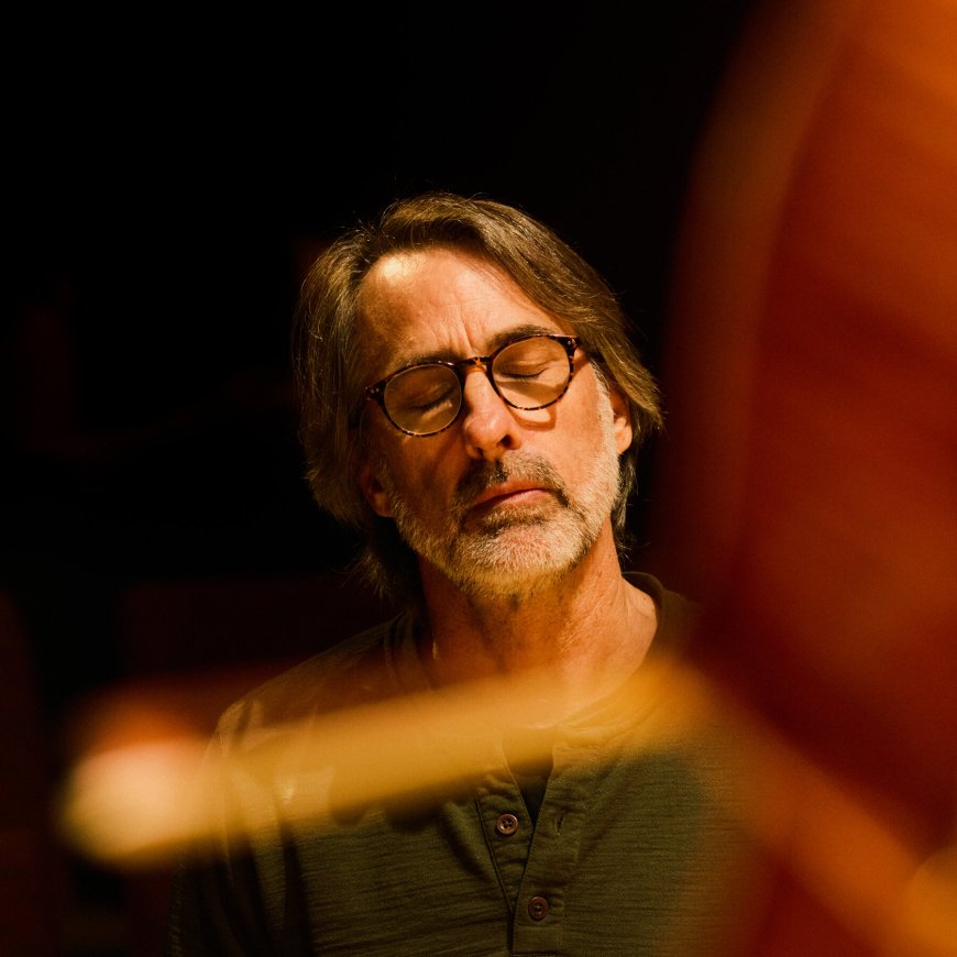 In the Path of a Raging Wildfire, a Luthier’s Precious Wood