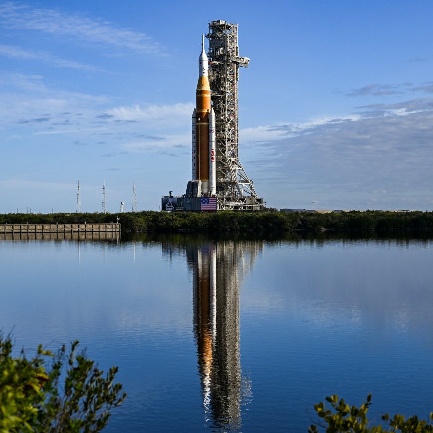 Artemis II Moon Mission: NASA Completes Giant Rocket’s Slow Ride to Launchpad