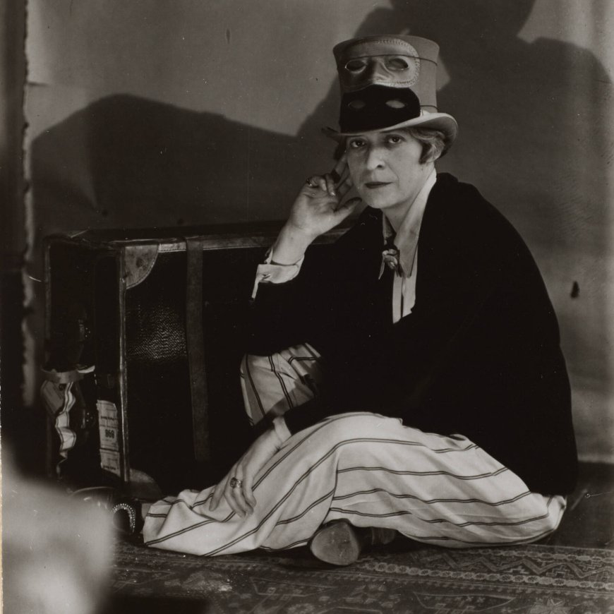 Book Review: ‘The Typewriter and the Guillotine,’ by Mark Braude