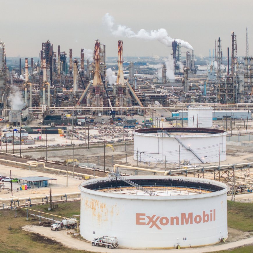 Michigan Sues Oil Giants, Saying They Collude to Make Energy Costlier