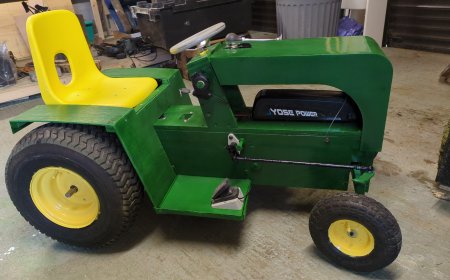 Toybox Tractor: Plywood, Lathe Hacks, and 350W of Fun