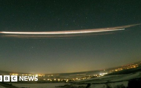 SpaceX rocket fireball linked to plume of polluting lithium