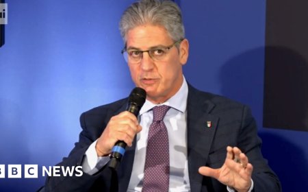 Gaffe-ridden Olympic commentary prompts Italy's Rai sport chief to resign