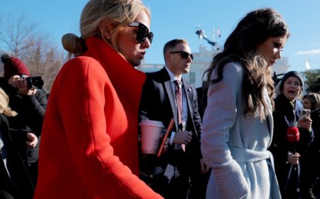 Trump’s Fave Snarling Spox Exits Stage Right