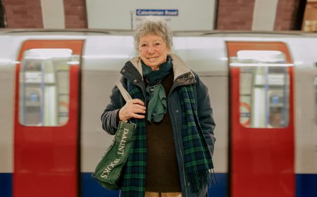 How a New Yorker Put Poetry on the London Underground