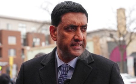 The Implosion of Ro Khanna Is Complete