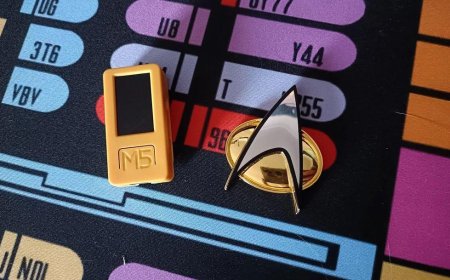 Control Your Smart Home With Trek-Inspired Comm Badge