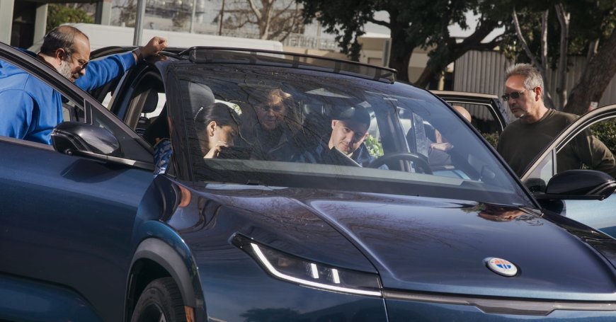 The Righteous EV Owners Who Won’t Let Their Broken Cars Die