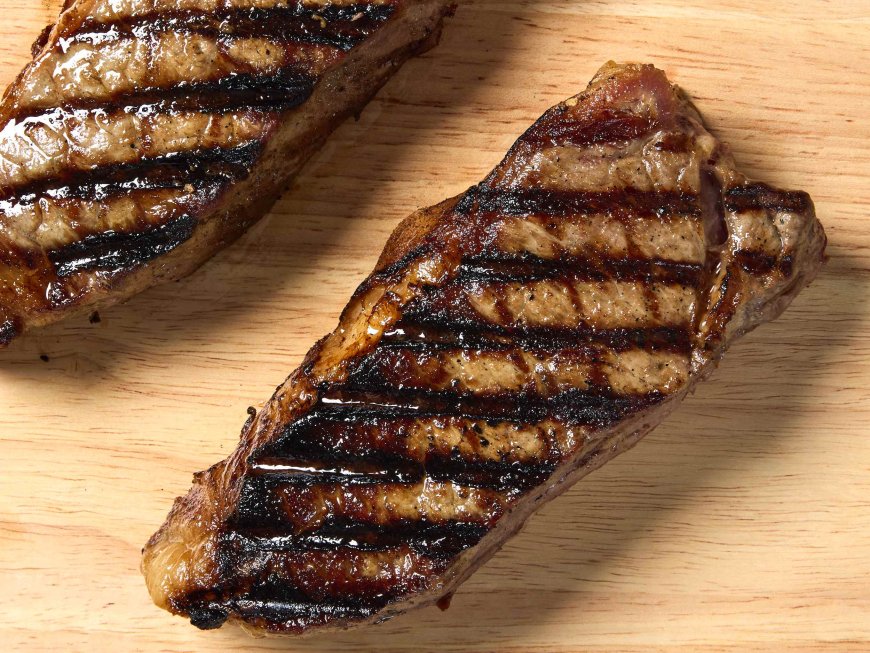 The Best Texas Roadhouse Dinner Isn’t Served at the Restaurant